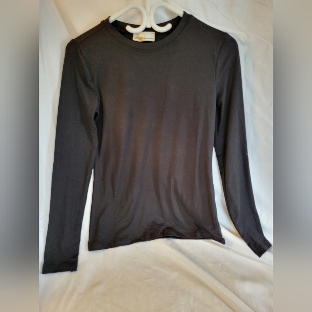 Zenana Black Long Sleeve Shirt, Size Medium, Buttery Soft! NWT